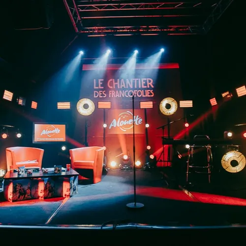 Angèle - Emission spéciale et Live Alouette à La Rochelle