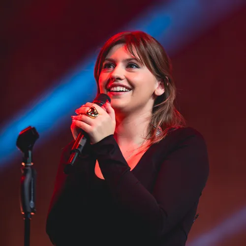 Marine sur la scène du Live Alouette Showcase