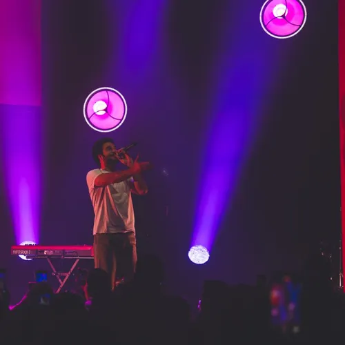 Amir - Le Live Alouette à La Roche-sur-Yon - 28.02.2024