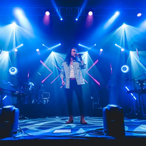 Live Alouette Nantes - Louane, Clara Luciani, Julien Doré
