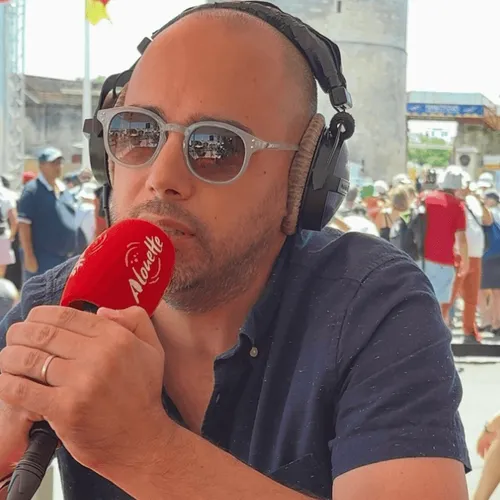 Marc Mottin, coordinateur artistique du Chantier des Francos, au micro d'Alouette