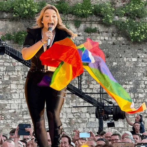 Santa sur la scène des Francofolies de La Rochelle, le 10 juillet 2025