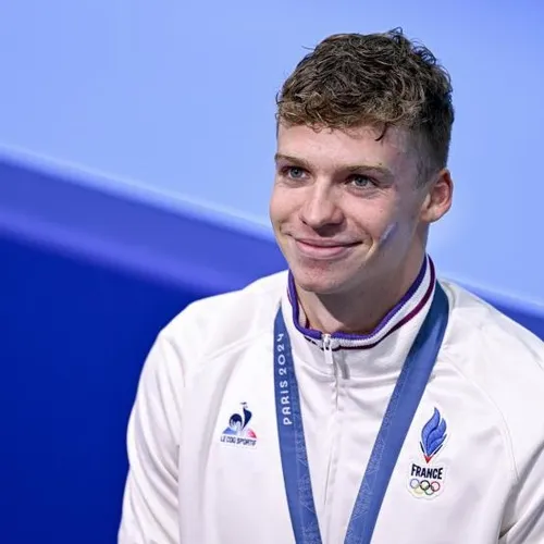 Foot en feu, Marchand brille, victoire historique de Le Court,...