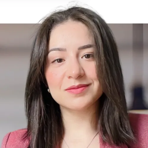 Gérer le stress des examens : les clés de Doha Hassouni