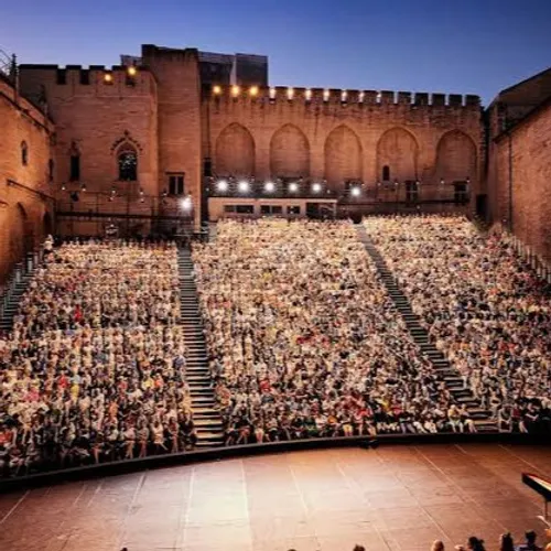 Festival d’Avignon 2025 : la langue arabe à l’honneur