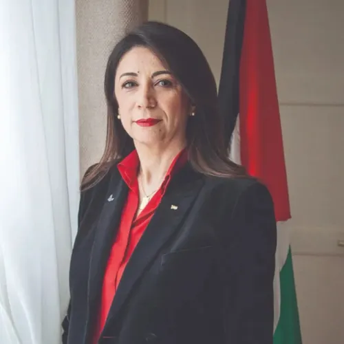 Reconnaissance de la Palestine : Hala Abou Hassira évoque un...