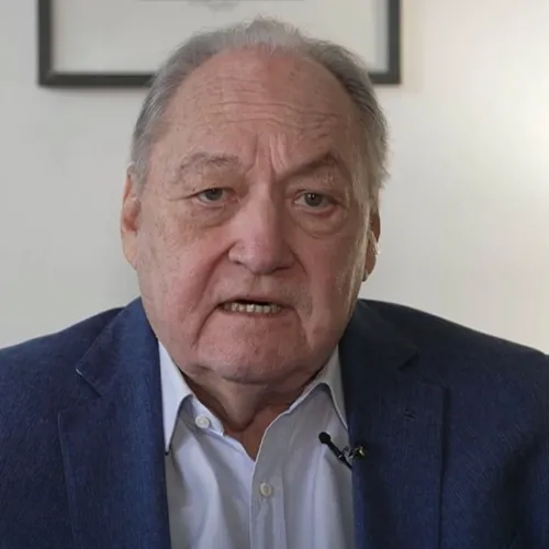 Le politologue Roland Cayrol : « Je pense qu’Emmanuel Macron...