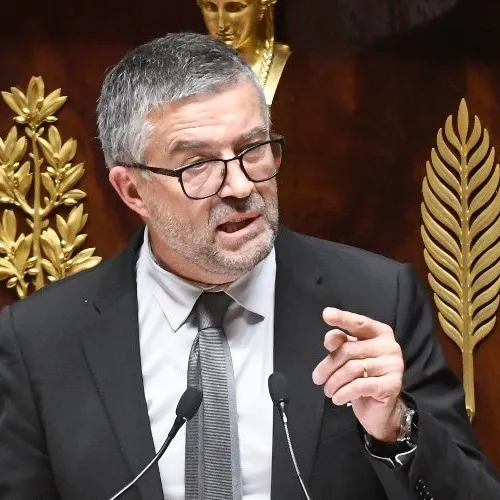  Bertrand Pancher, député, président du groupe Libertés et...