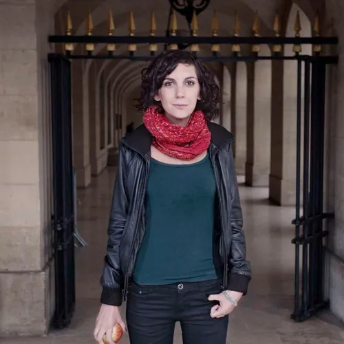 L’INVITÉ DU JOUR : EDITH BOUVIER, LA RÉALISATRICE DU DOCUMENTAIRE...