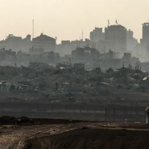 L'armée israélienne "se prépare à prendre le contrôle de la ville...