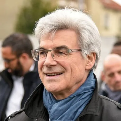 La Chronique de Patrick Le Hyaric 11/05/2025