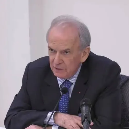 Liban : Marwan Hamadé analyse une décision inédite sur le...