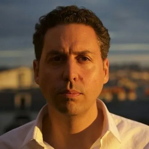 Karim Amellal, ambassadeur de France et fondateur du mouvement Pluriel