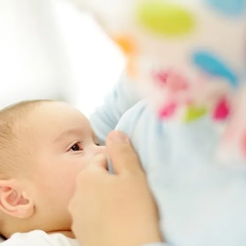 Allaitement et ramadan : quels sont les risques pour la maman et le...