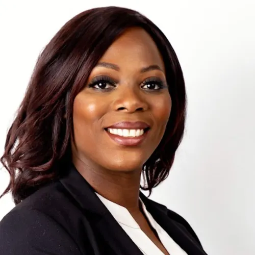 Amina BACAR conseillère municipale à AVON en Seine-et-Marne 