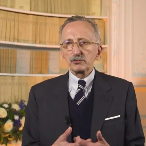 France: le Sénat vote pour exclure des associations des centres de...