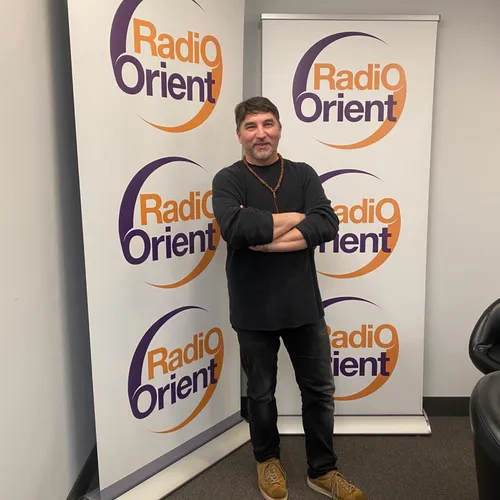 Le chanteur Atef invité de Radio Orient