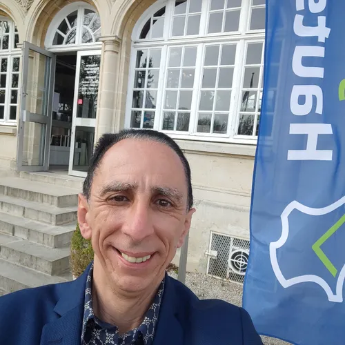 Les activités de l'été à Saint-Quentin avec Karim Saïdi, maire...