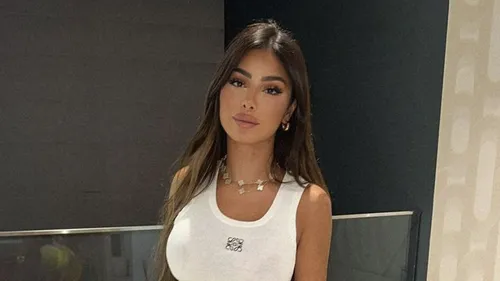 Maeva Ghennam : un homme affirme être son ex et fait des...