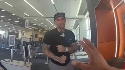 « J’ai besoin d’aide » : Dustin Poirier se livre après la diffusion...