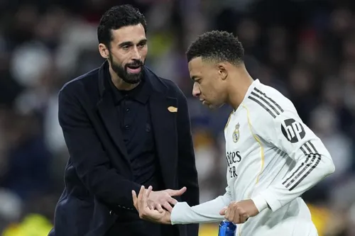 Real Madrid : Mbappé en guerre avec son entraîneur Arbeloa
