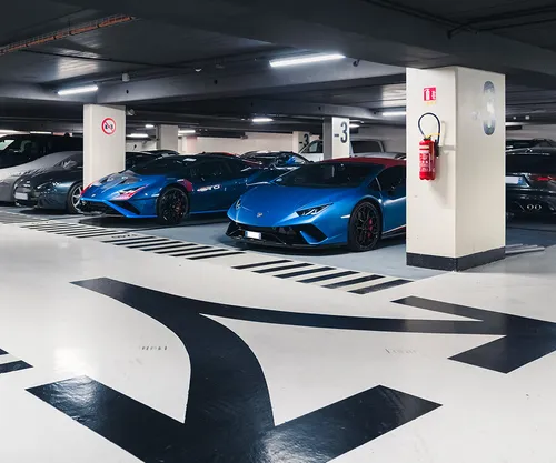 15 malfaiteurs dévalisent une conciergerie auto ultra-sécurisée à...