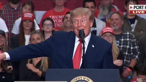 Donald Trump Complimente Nicki Minaj : Un « magnifique A** » au...