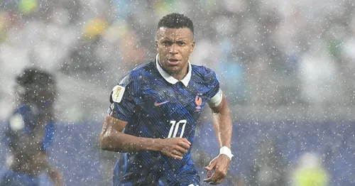 Ballon d'Or : Kylian Mbappé en avance sur ses concurrents ?