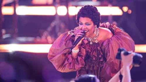 Lauryn Hill reçoit le « Living Legend Icon Award » aux BET Awards 2026