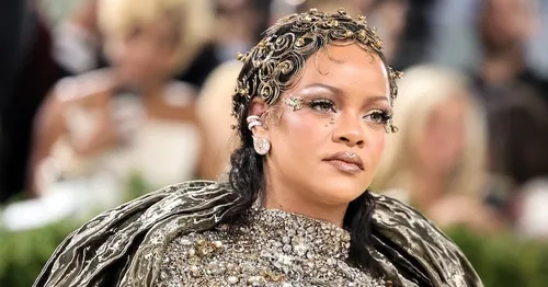 Met Gala : Rihanna ferme le bal en Margiela