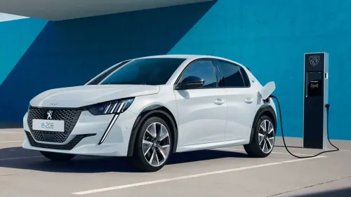 Peugeot électrique : la justice condamne pour une autonomie trompeuse