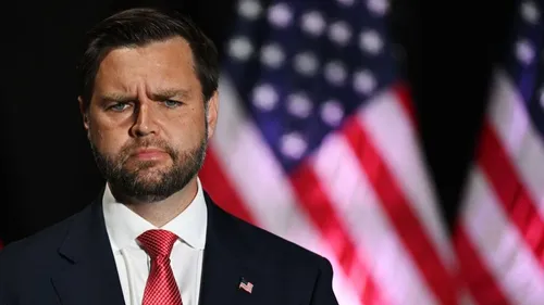 Un scientifique de Harvard répond à JD Vance sur les ovnis et les...