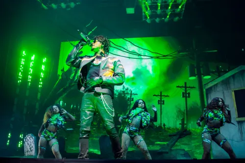 NBA YoungBoy : Les fans transforment les cinémas en concerts pour...