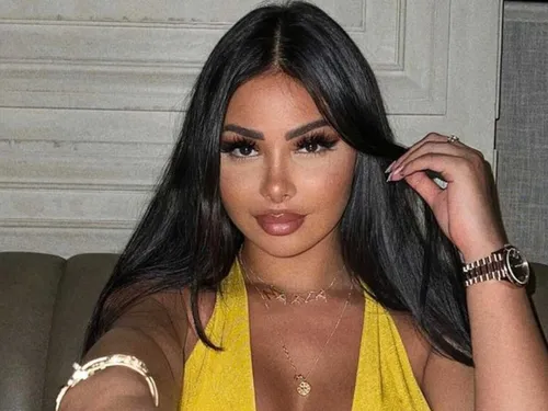 Maeva Ghennam enceinte : ses premières confidences sur sa grossesse