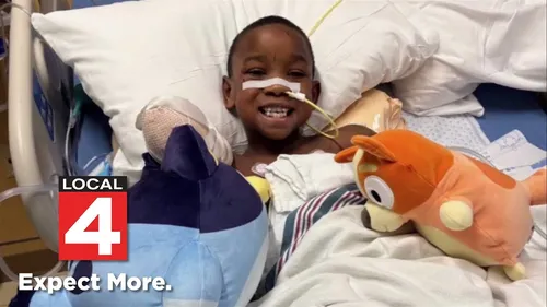 Le rêve de Romell, 7 ans, amputé des deux bras après une attaque,...