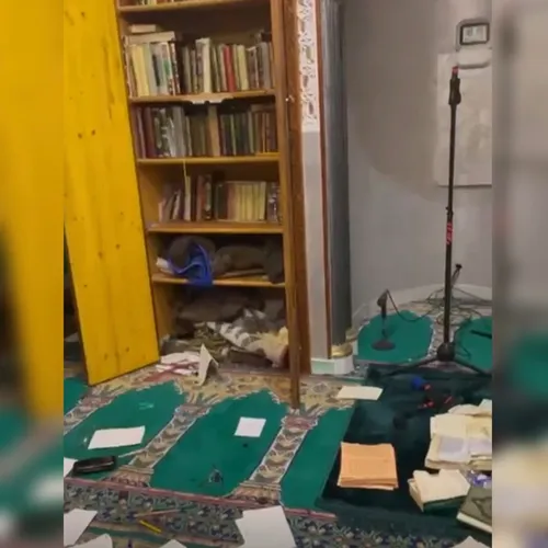 Colère et solidarité après la profanation de la mosquée du...