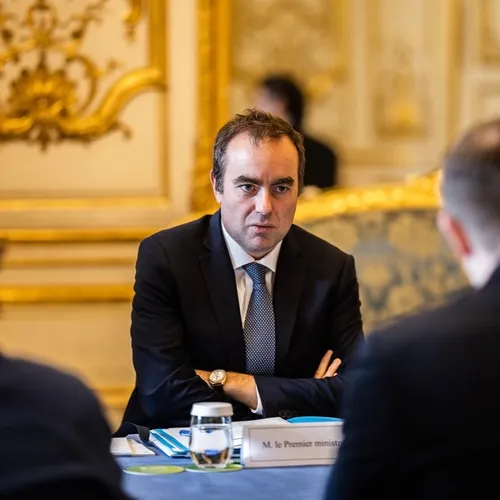 Sébastien Lecornu veut relancer la renégociation de l’accord...