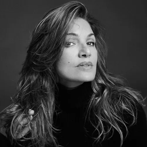 Nadia Farès, actrice franco-marocaine, s’est éteinte à 57 ans après...