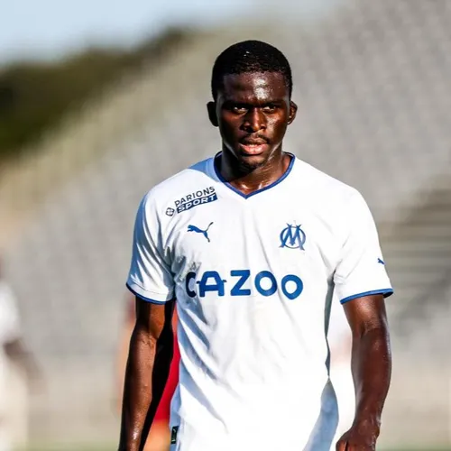 [SPORT] Nîmes handball finit bien sa préparation et la suite du...