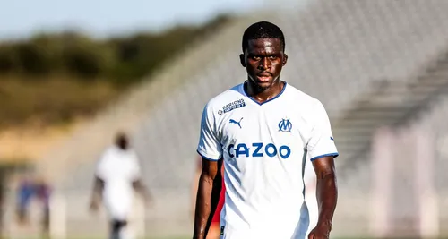 [SPORT] Nîmes handball finit bien sa préparation et la suite du...