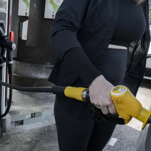 [ ECONOMIE ] Carburants : vers une aide pour ceux qui prennent leur...