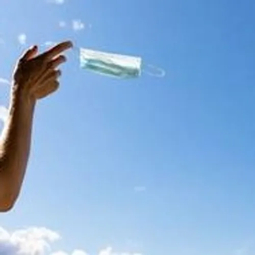 [SANTE]: Et si on lâchait le masque en intérieur dès le mois prochain.