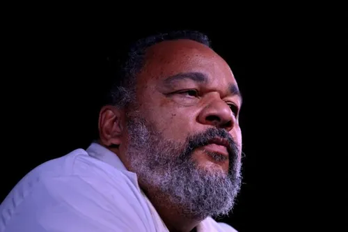 Dieudonné condamné à six mois sous bracelet électronique pour...