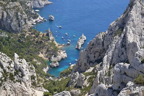 Marseille : un jeune homme de 20 ans meurt noyé à la calanque de...