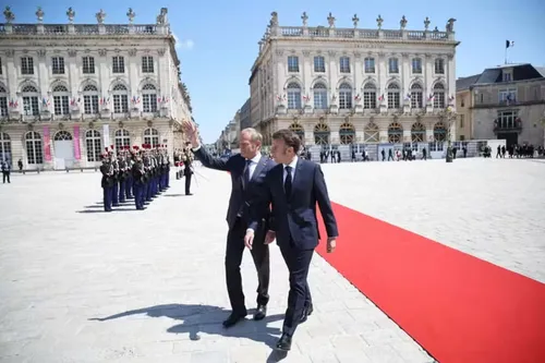 [ Politique ] France–Pologne : un traité stratégique pour une...