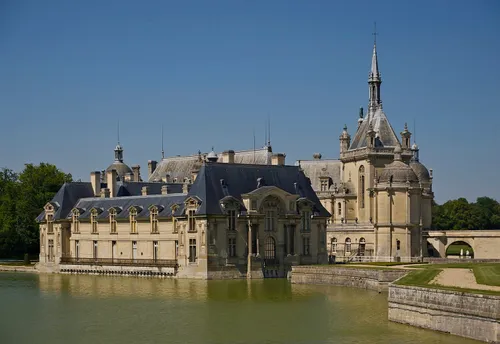 [ Culture ] Le Château de Chantilly sacré « Monument préféré des...