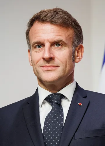 De Paris à Metz : pourquoi Emmanuel Macron a-t-il finalement décidé...