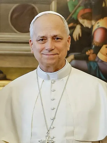 Léon XIV en France : de Paris à Lourdes, sur les traces d’une...