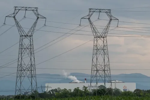 Ligne à très haute tension : le projet entre le Gard et Fos-sur-Mer...