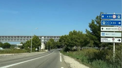 [ SOCIETE - MARTIGUES ] "Une pollution visuelle importante" : la...